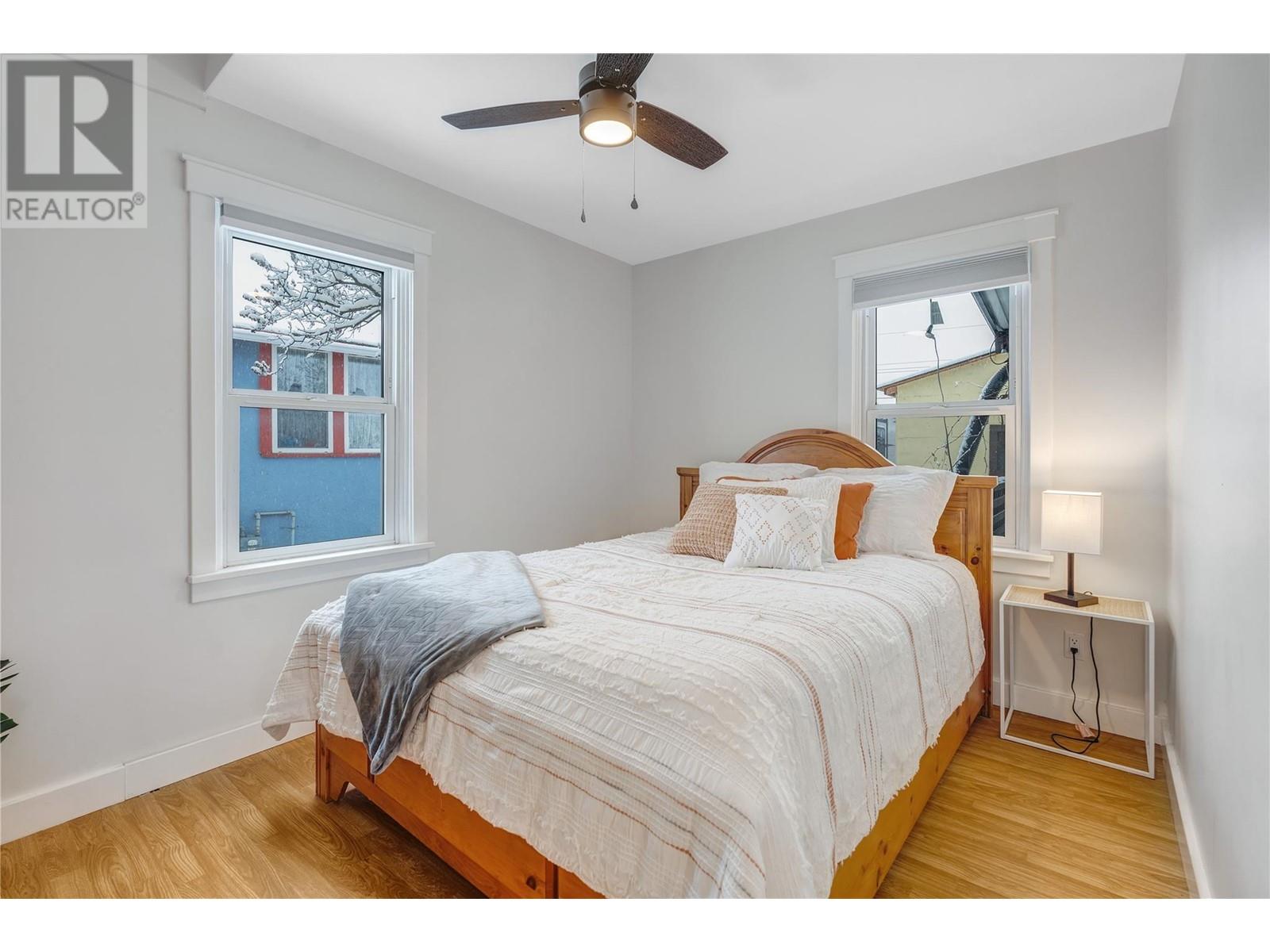 11212 Victoria Road, Summerland