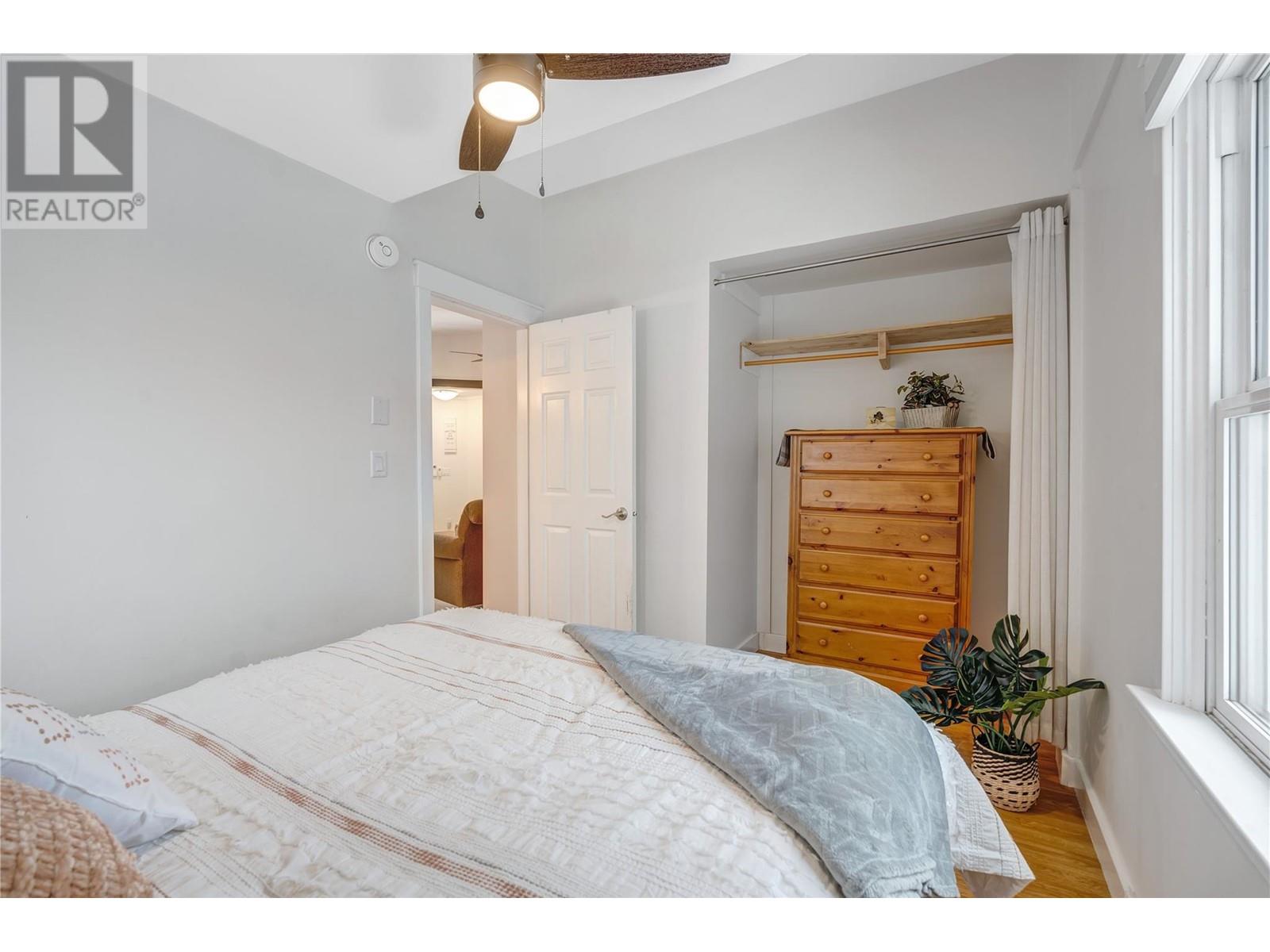 11212 Victoria Road, Summerland