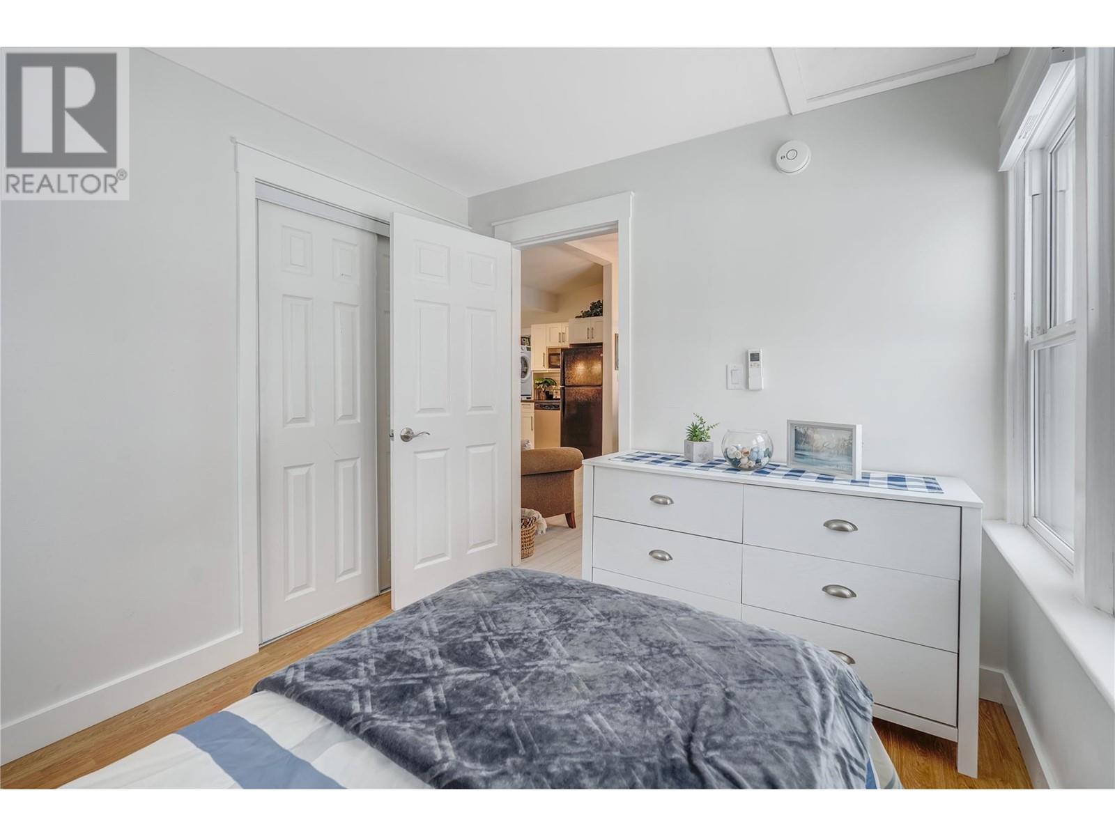 11212 Victoria Road, Summerland