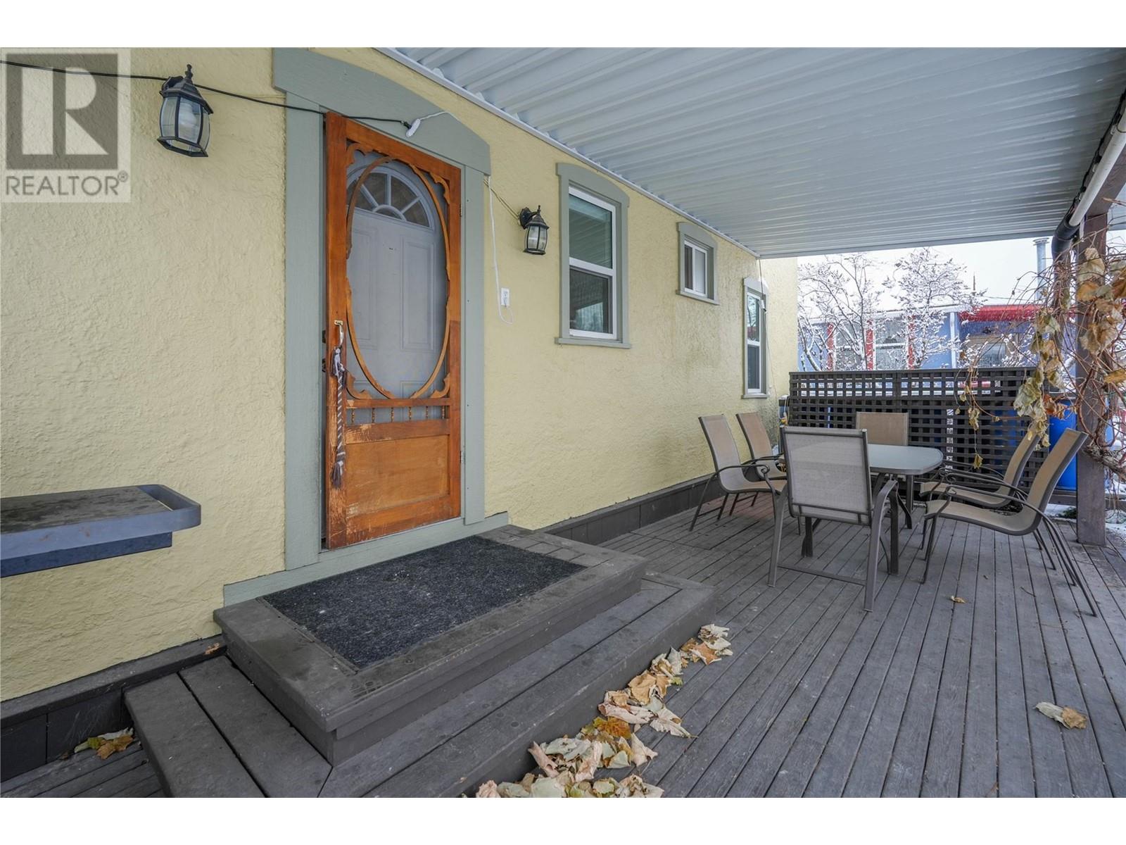 11212 Victoria Road, Summerland