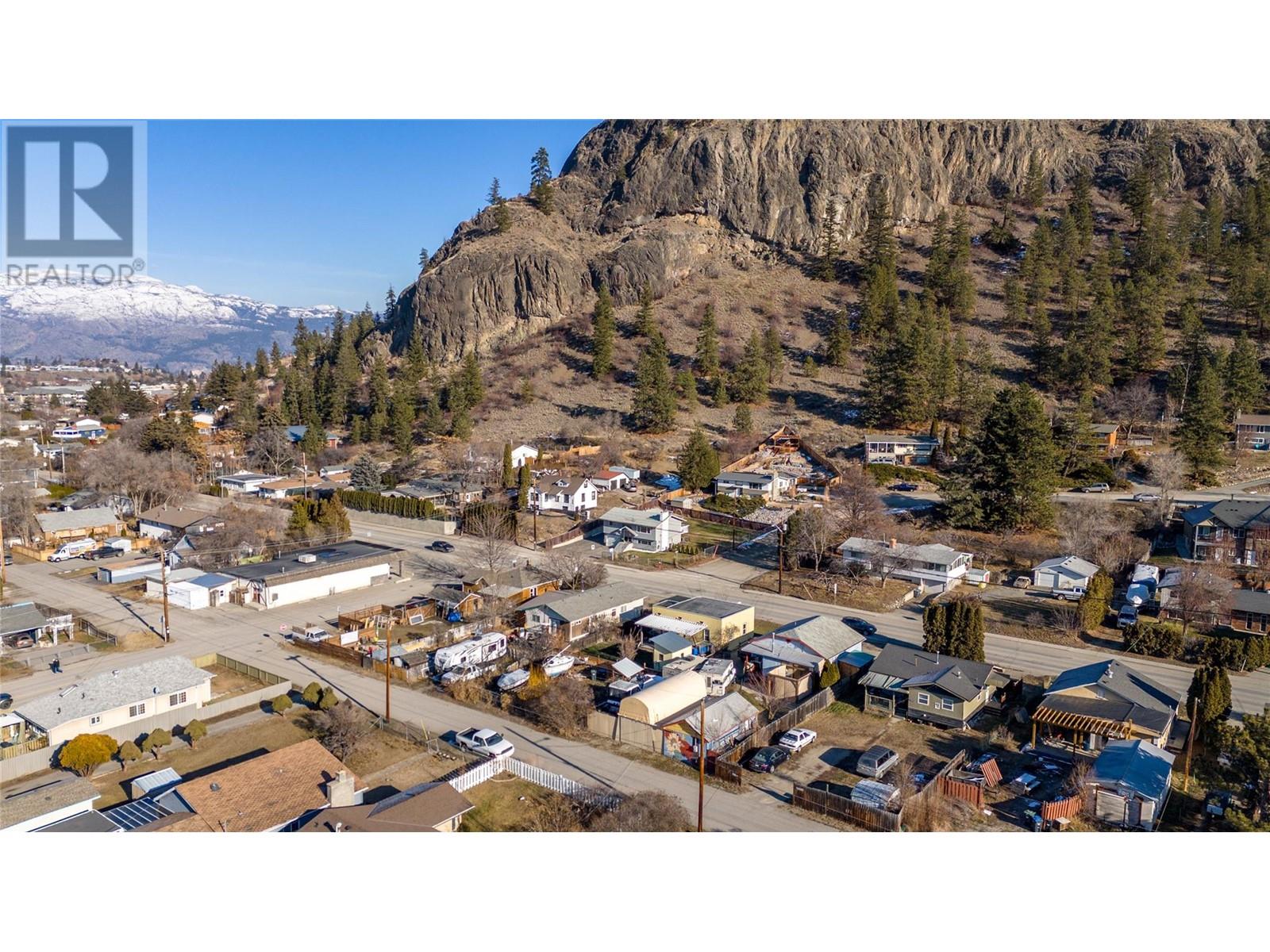 11212 Victoria Road, Summerland