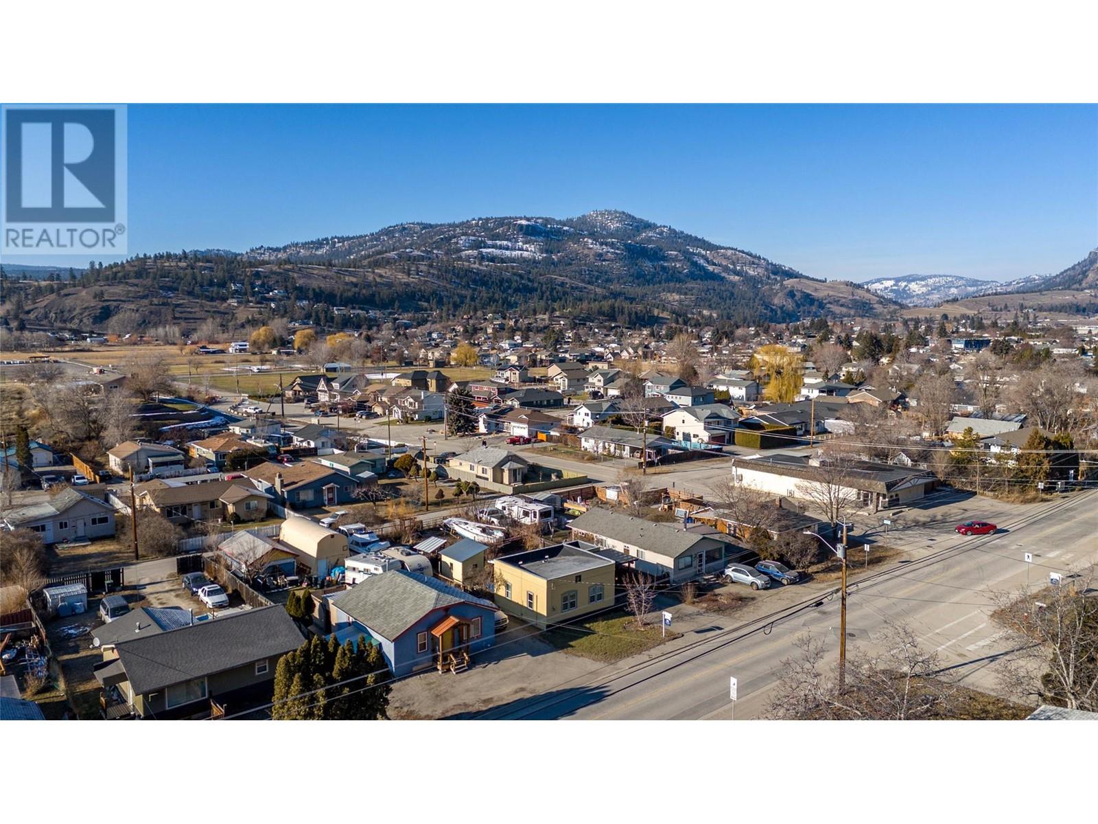 11212 Victoria Road, Summerland