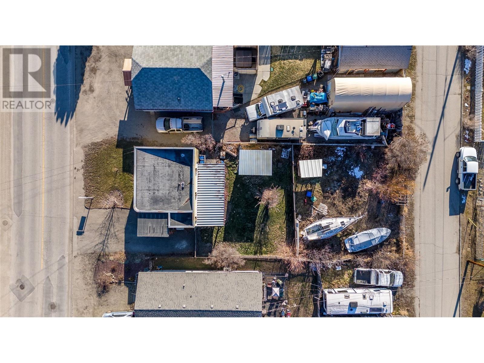 11212 Victoria Road, Summerland