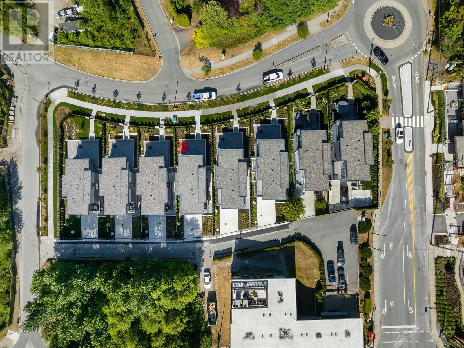 592 ARTHUR ERICKSON PLACE, West Vancouver