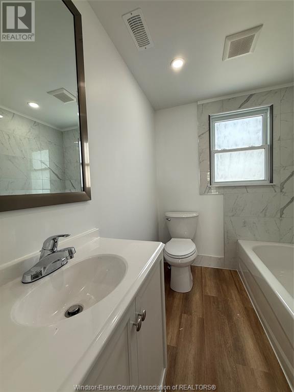 Photo 15 of 2783 Howard Avenue Unit Upper, Windsor ON
