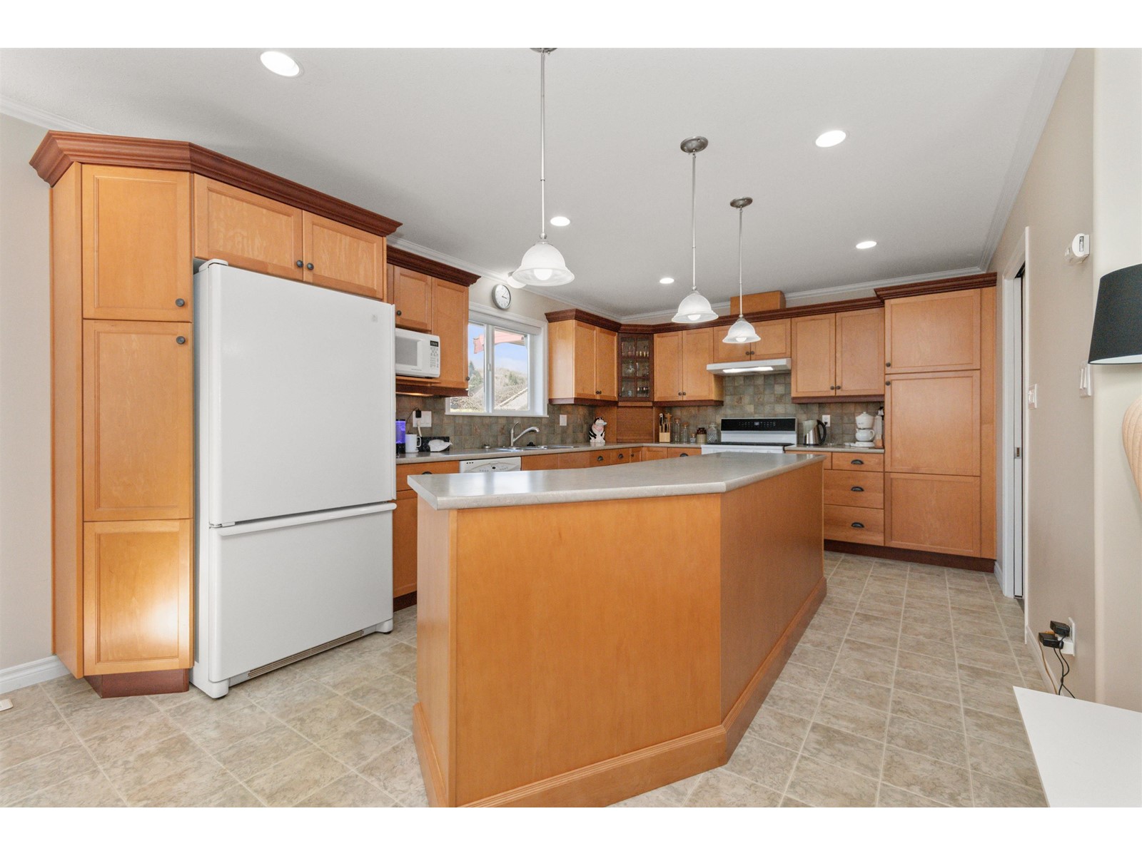 Photo 11 of 16 7330 Elm Road Agassiz, Agassiz BC