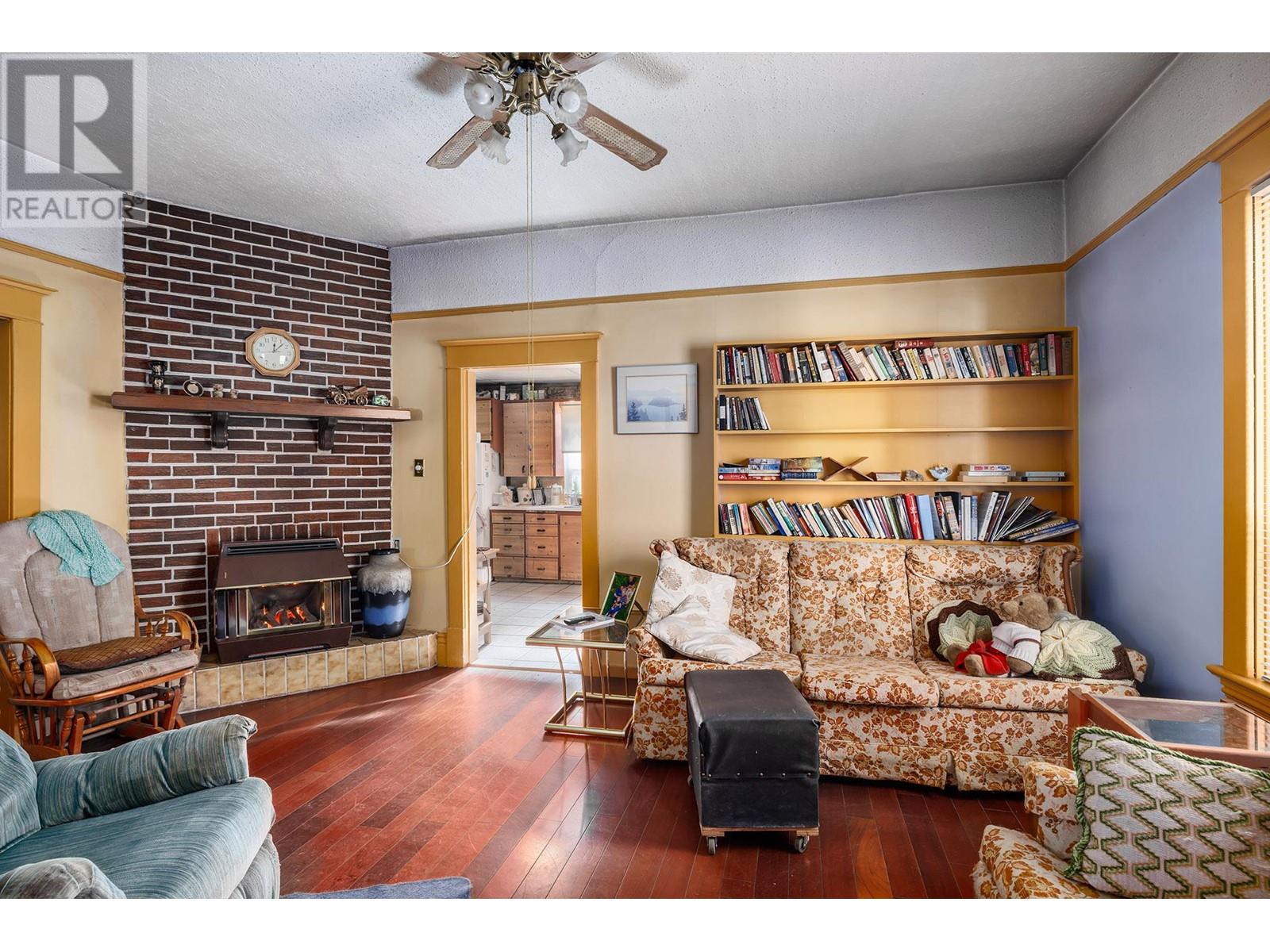  795 Lawson Avenue, Kelowna