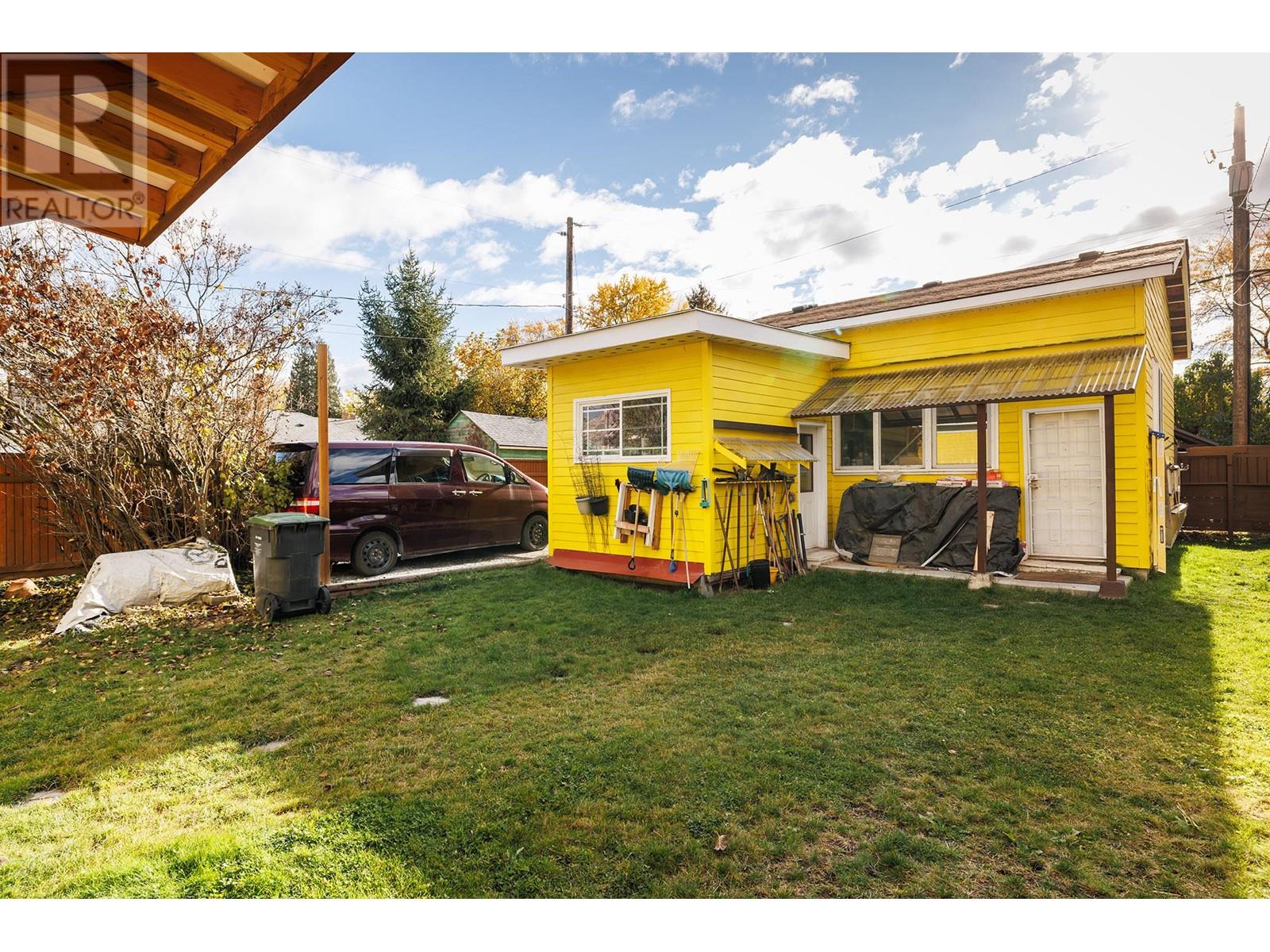  795 Lawson Avenue, Kelowna
