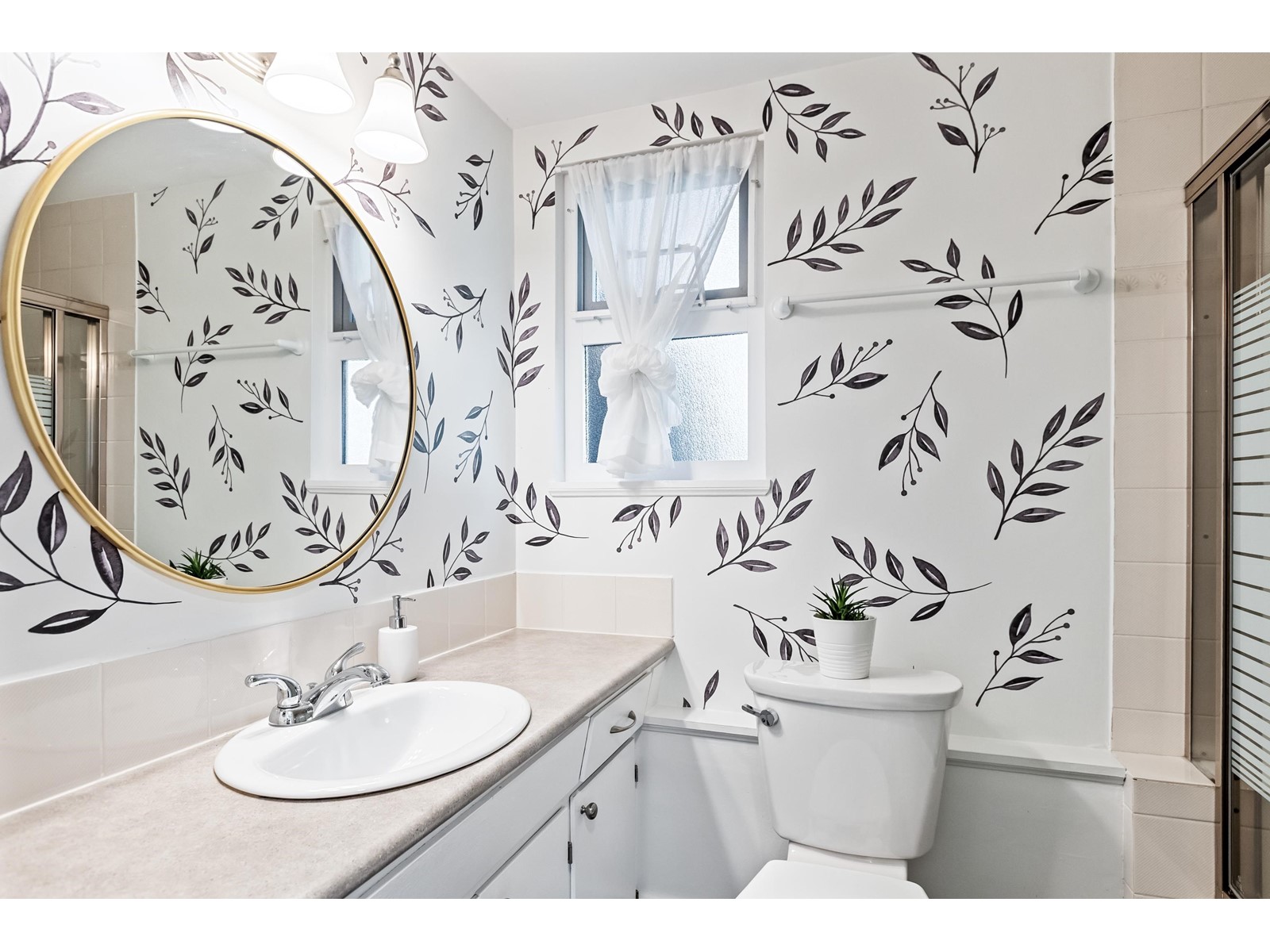 14256 PARK AVENUE, White Rock
