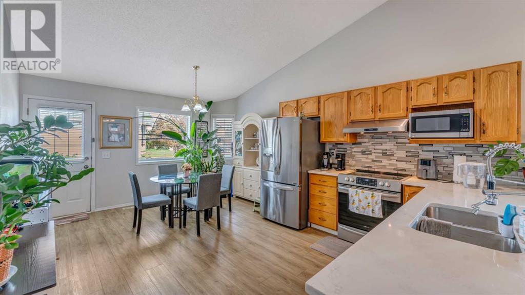 Single Family House Bi-level for Sale in  Citadel Way NW Citadel Calgary 