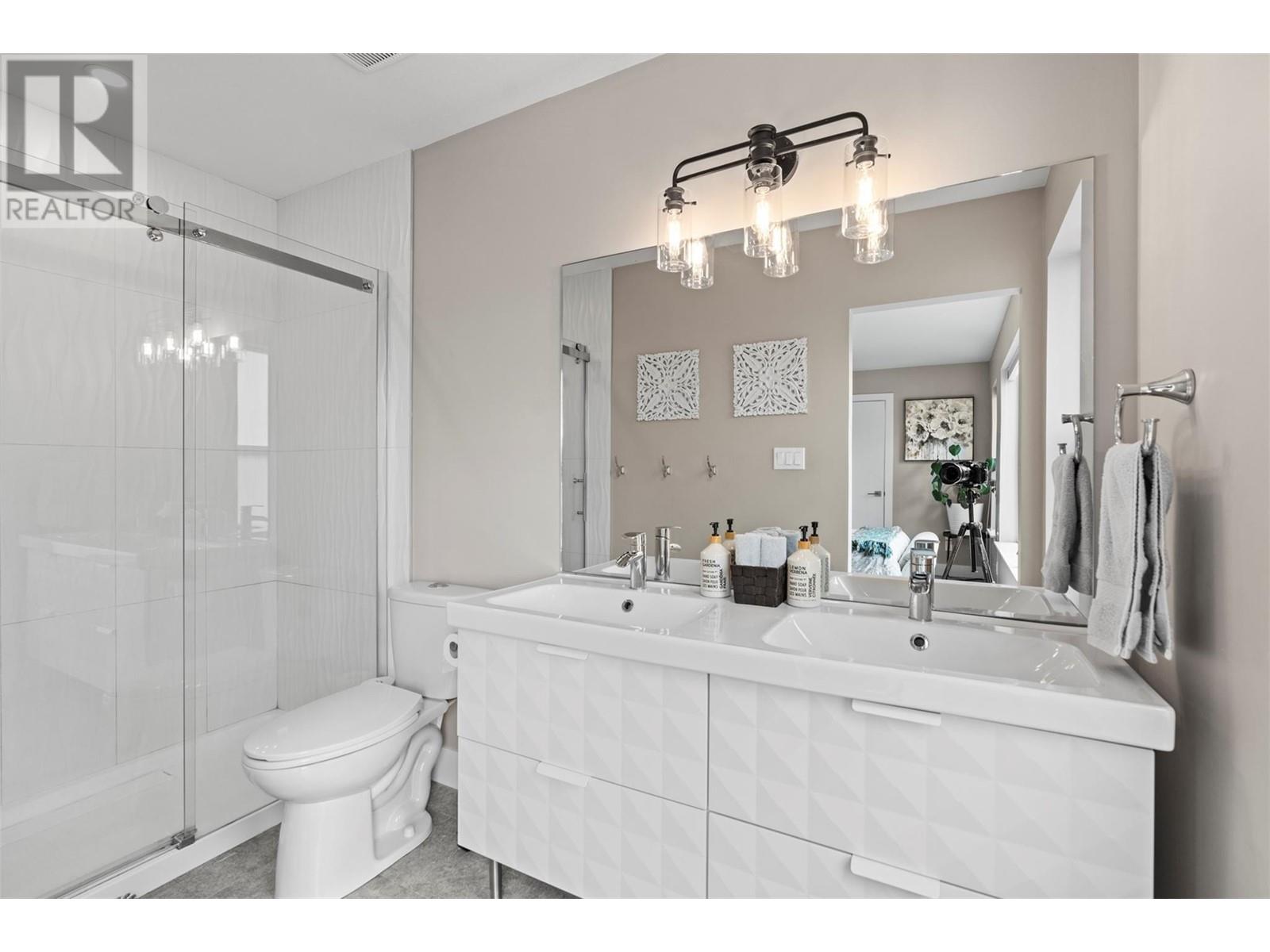 Photo 22 of 1805 45 Avenue Unit 4, Vernon BC