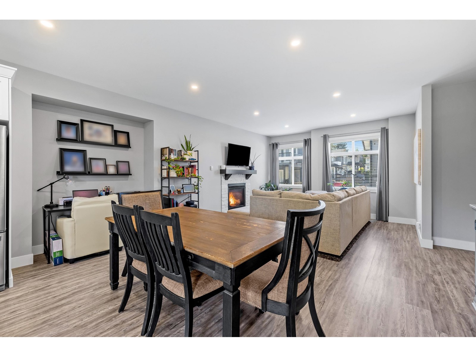 Photo 12 of 26 4295 Old Clayburn Road, Abbotsford BC