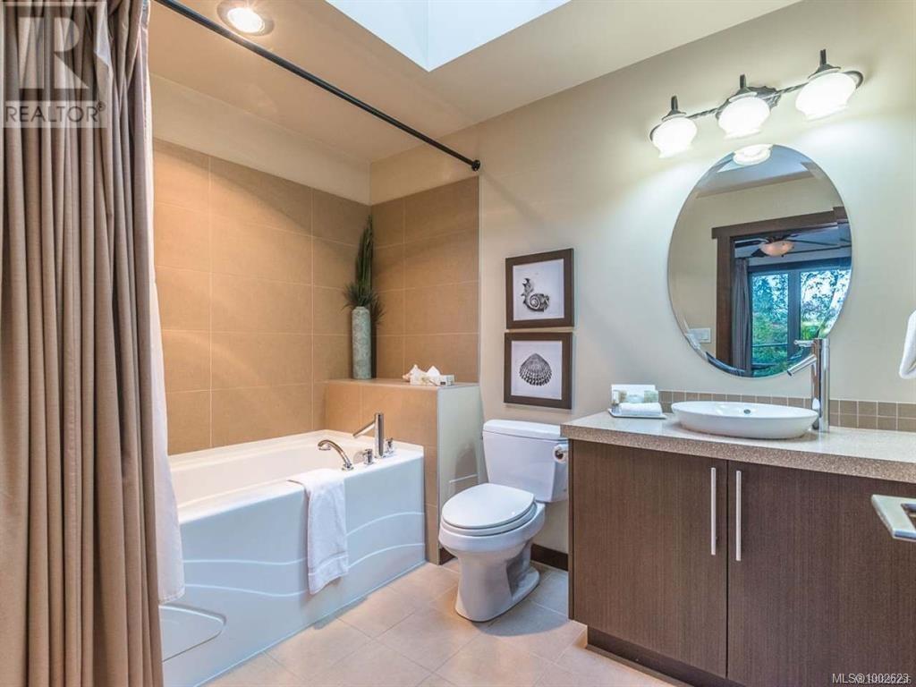 1113 SA-1 1175 Resort Dr, Parksville