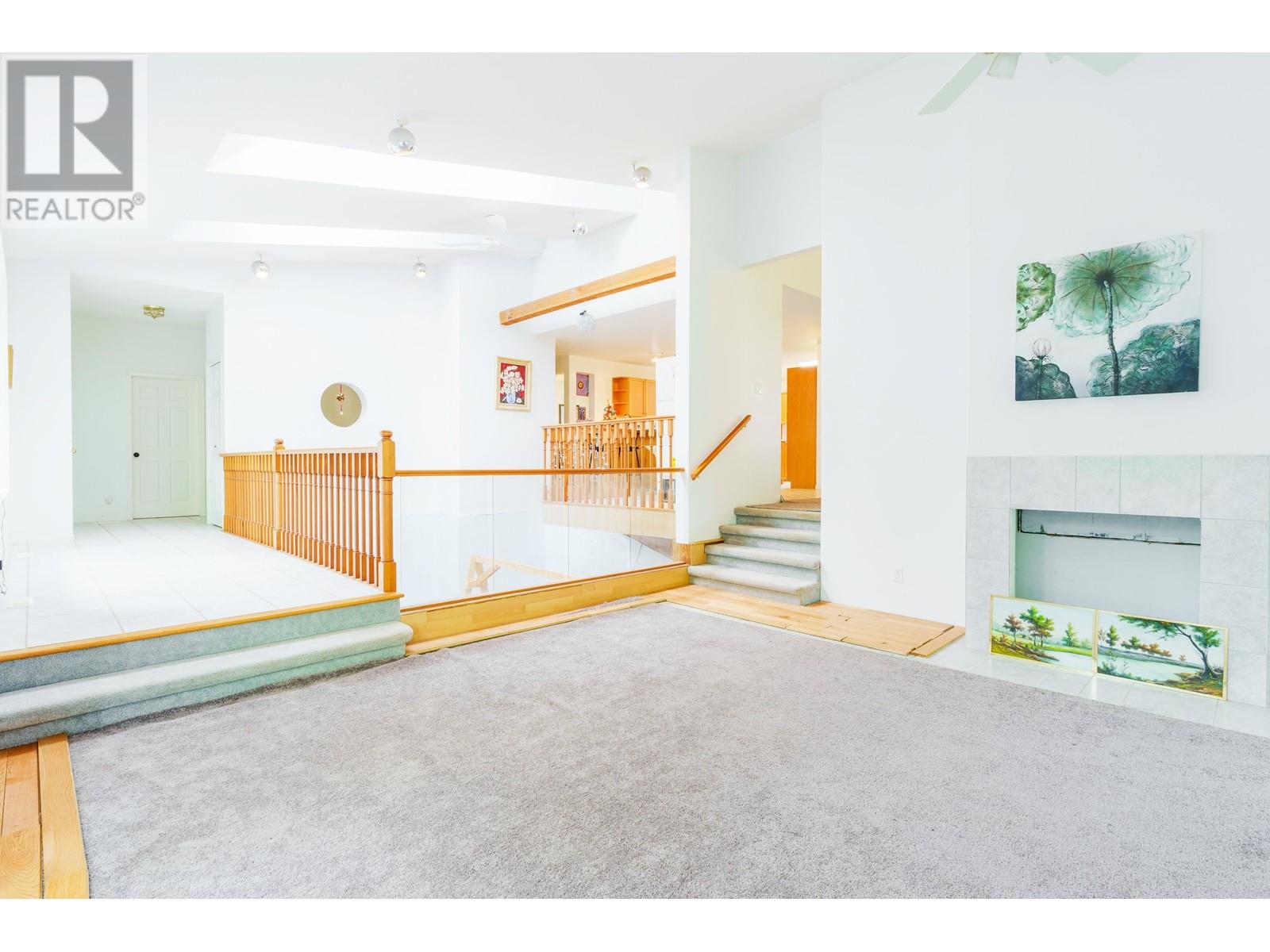 Photo 16 of 11885 264 Street, Maple Ridge BC