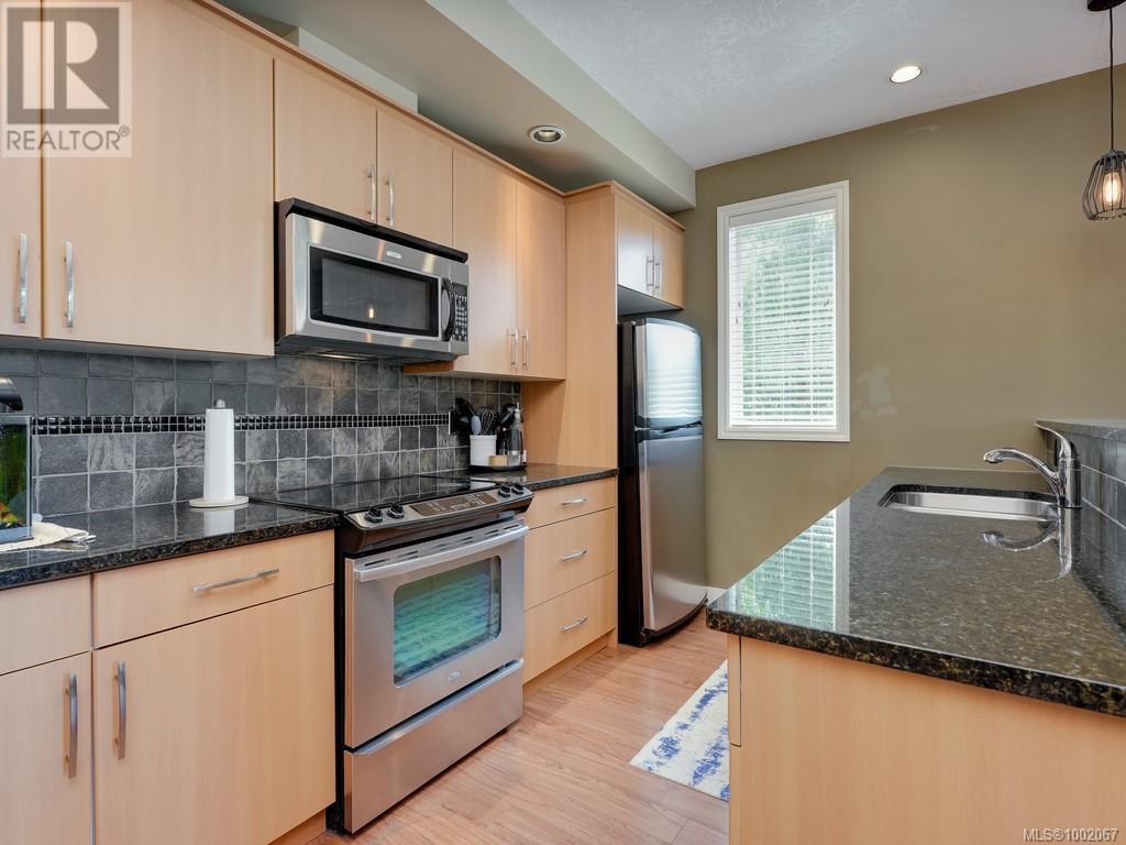 #310 623 TREANOR AVE - Image 10