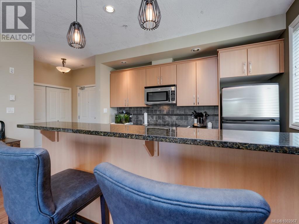 #310 623 TREANOR AVE - Image 8