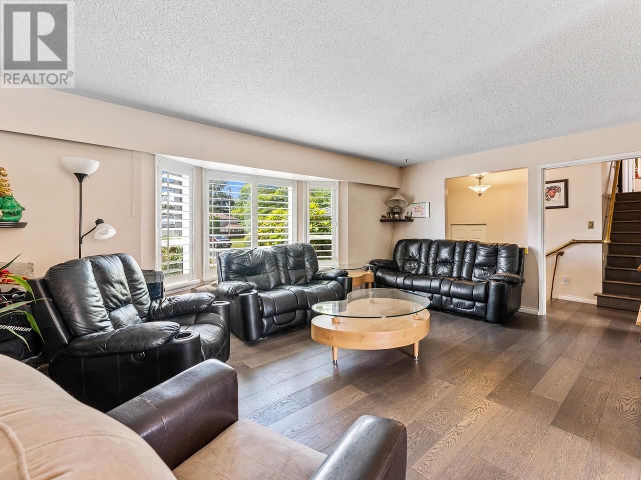 Photo 18 of 5259 Oak Place, Delta BC