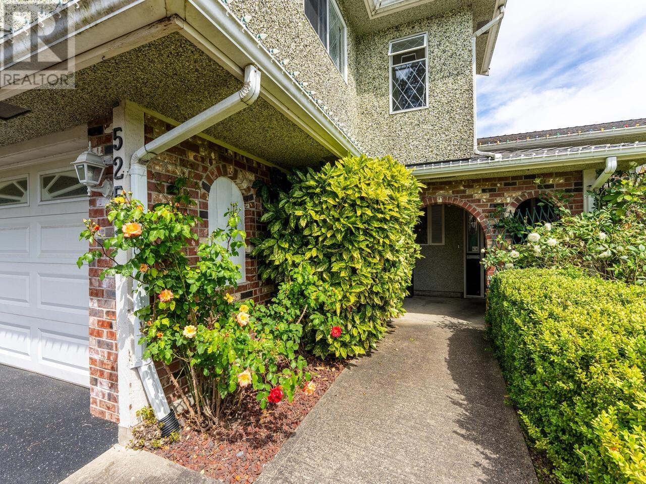 Photo 15 of 5259 Oak Place, Delta BC