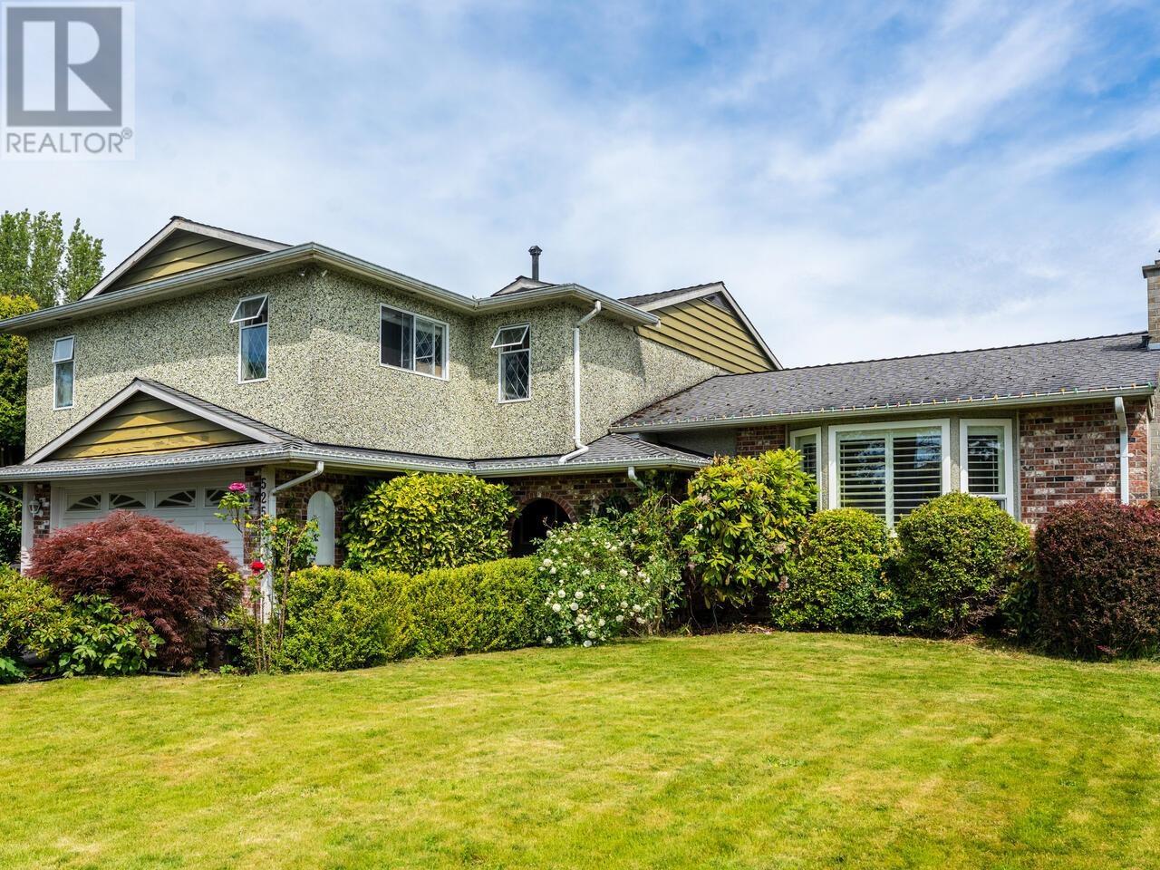 Photo 8 of 5259 Oak Place, Delta BC