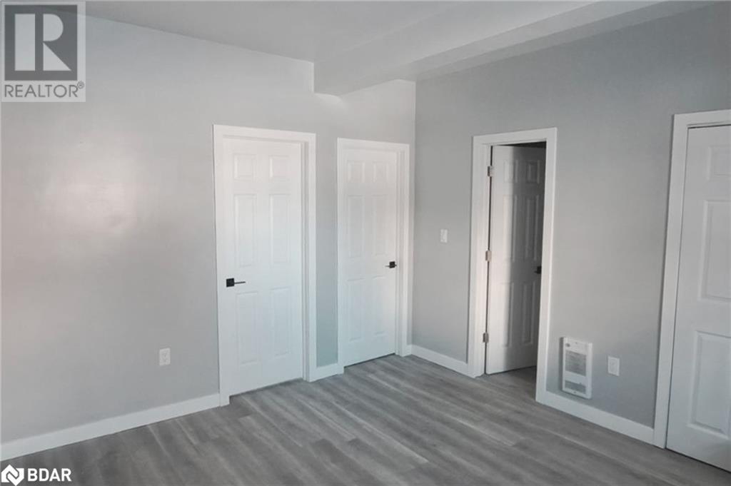 Photo 12 of 109 Albert Street S, Orillia ON