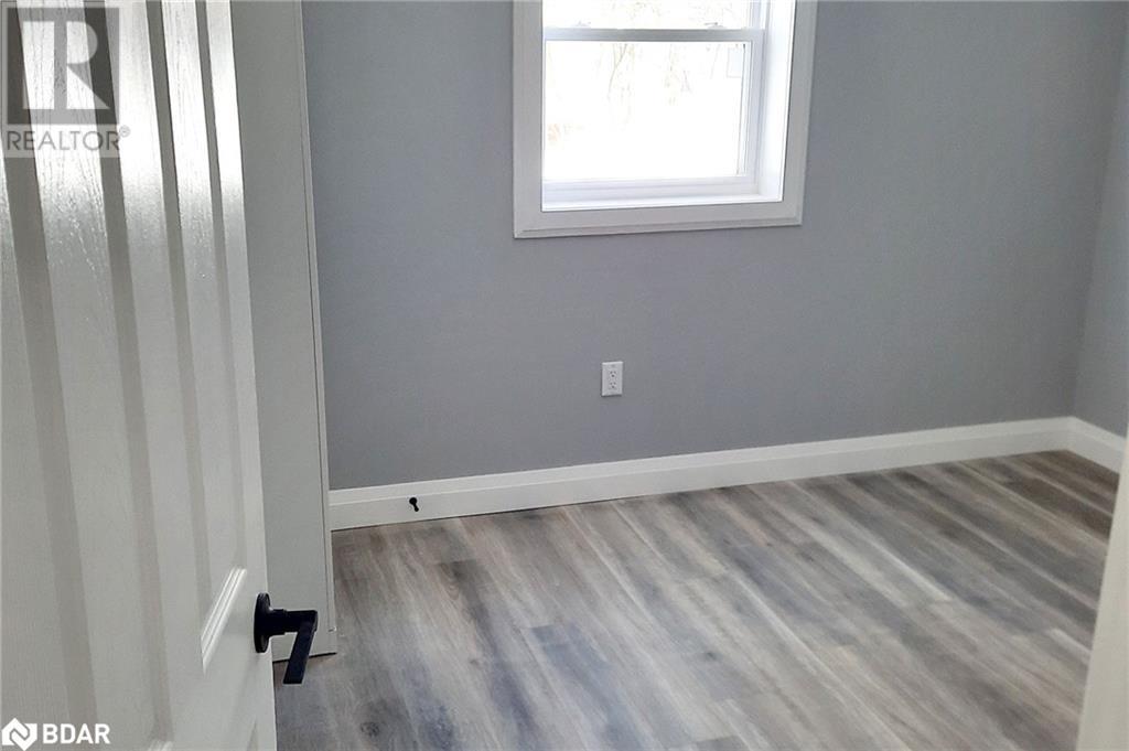 Photo 21 of 109 Albert Street S, Orillia ON