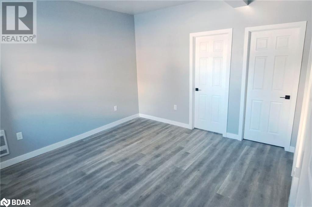 Photo 11 of 109 Albert Street S, Orillia ON
