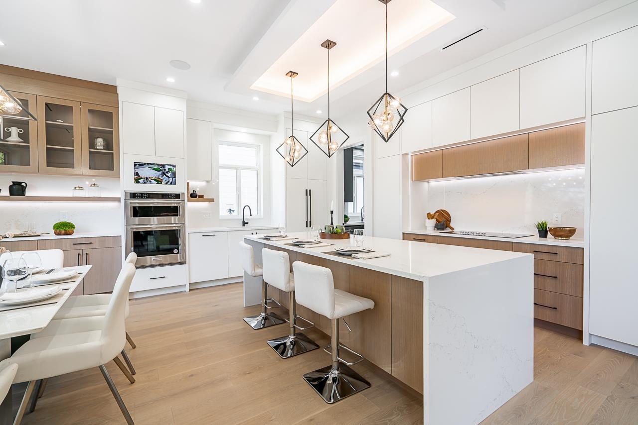 Photo 13 of 7126 204 A Street, Langley BC