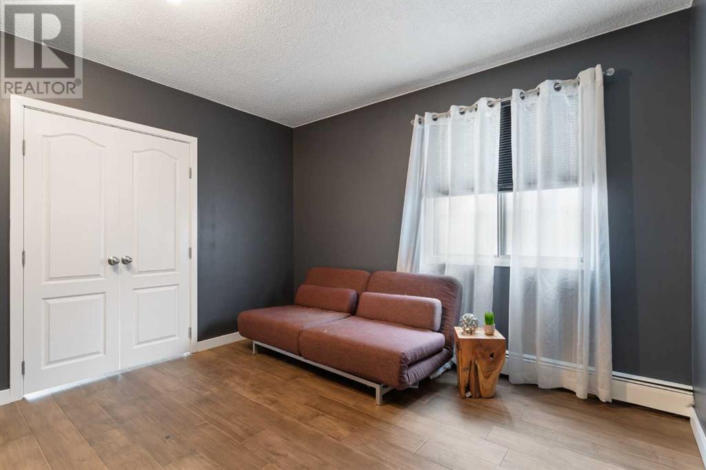 Single Family House for Sale in    Avenue SW Beltline Calgary 