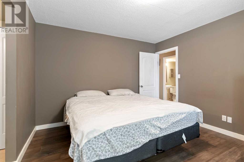 Single Family House for Sale in    Avenue SW Beltline Calgary 