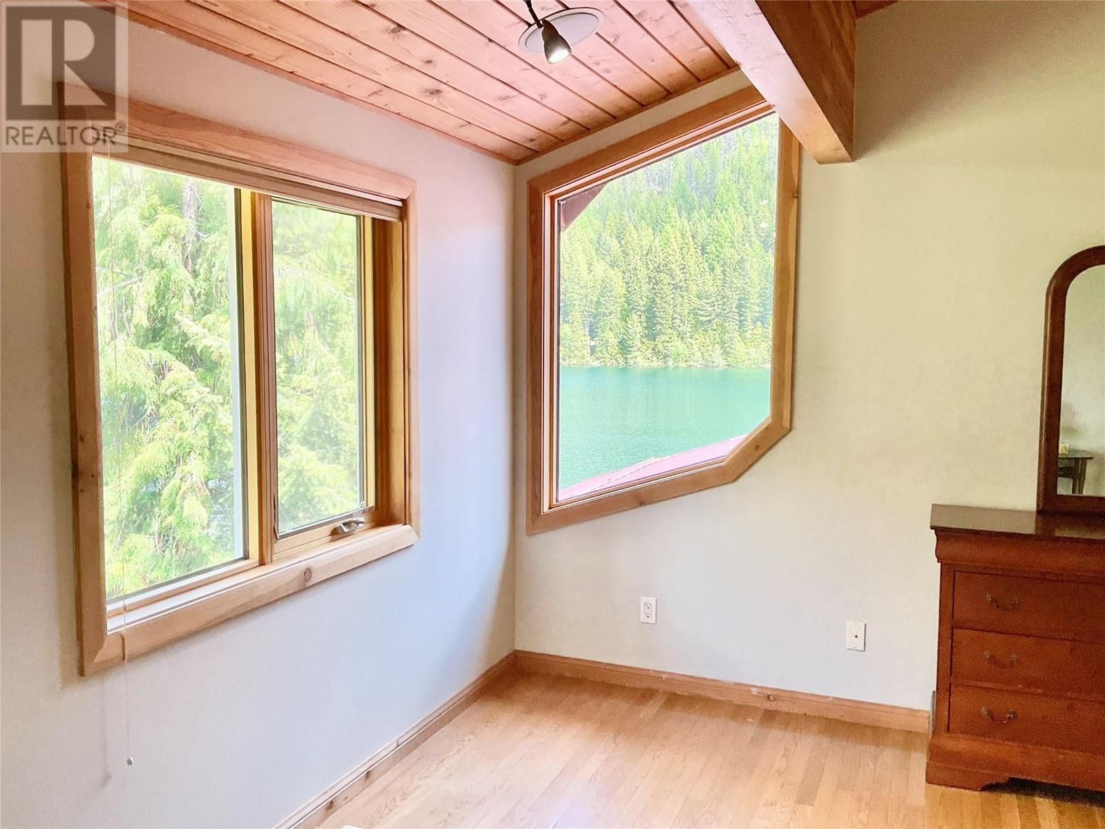 2872 JEWEL LAKE Road, Greenwood