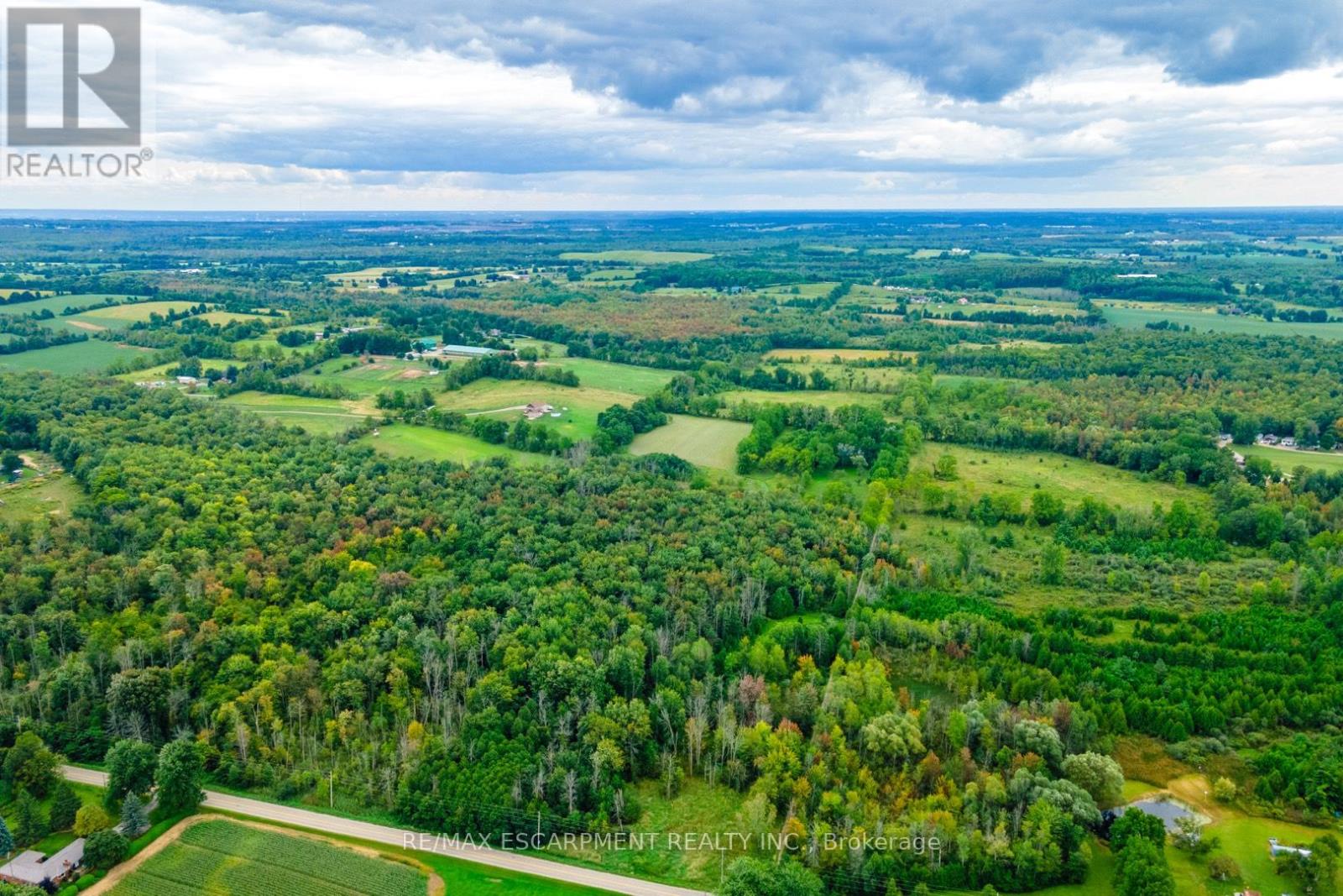 Photo 18 of 1172 8th Concession Road W, Hamilton ON