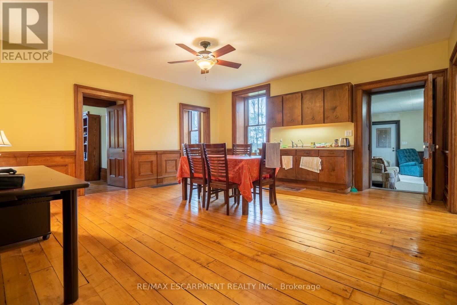 Photo 15 of 1172 8th Concession Road W, Hamilton ON