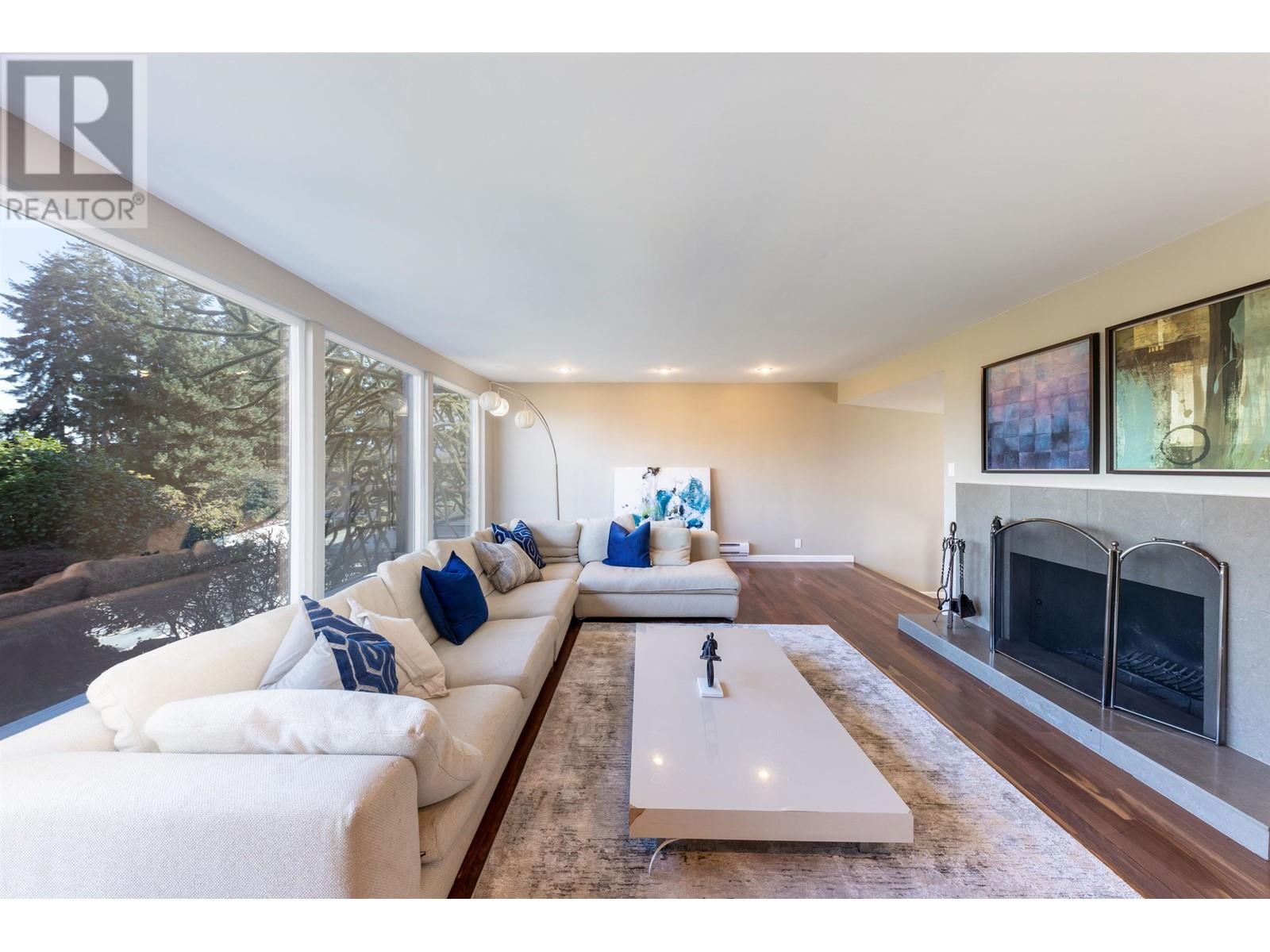 4393 PUGET DRIVE, Vancouver