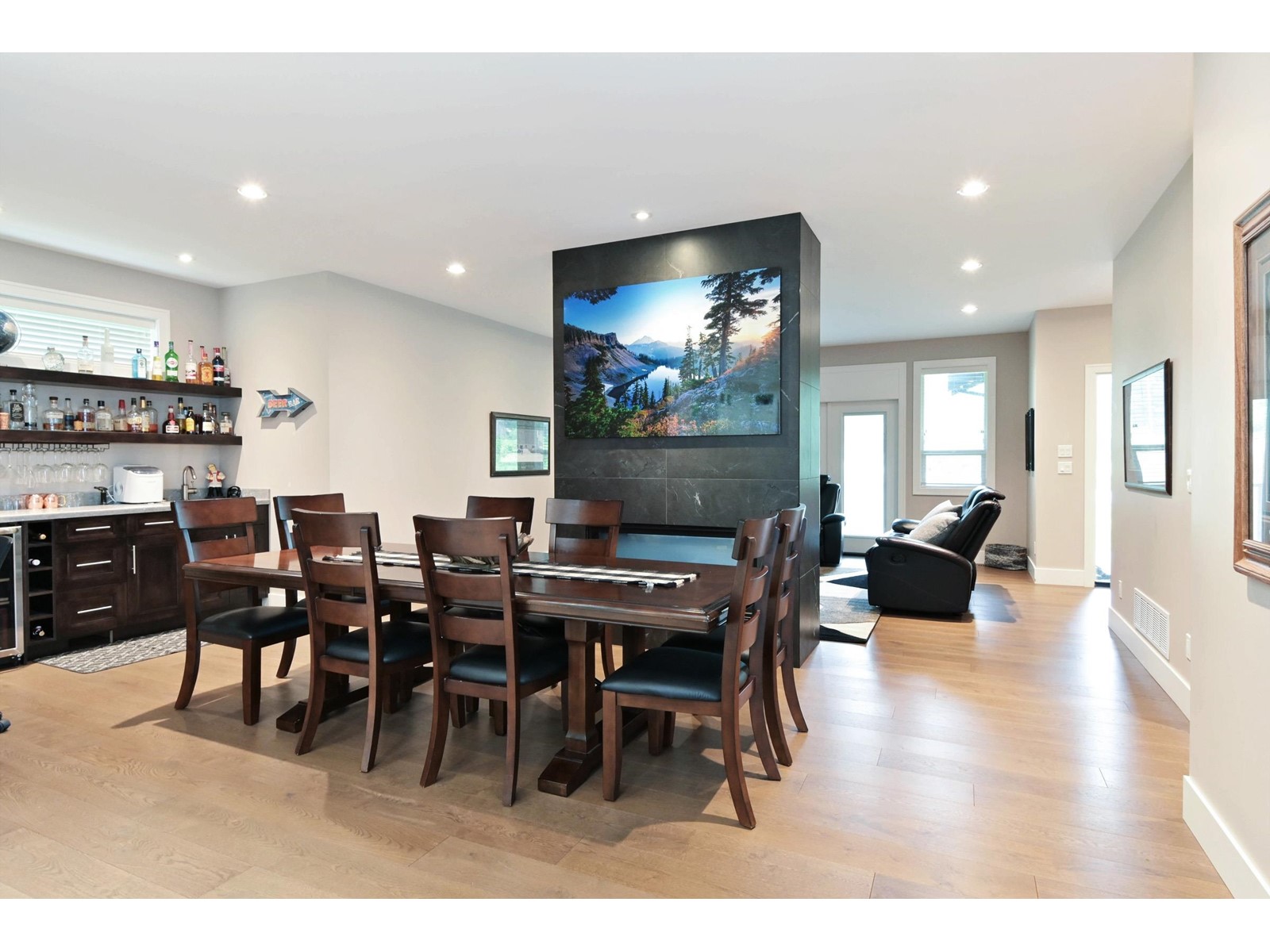 Photo 6 of 26393 64 Avenue, Langley BC