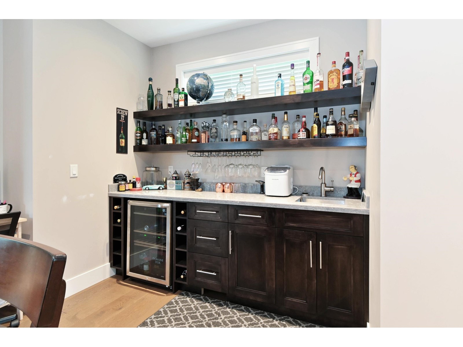 Photo 7 of 26393 64 Avenue, Langley BC