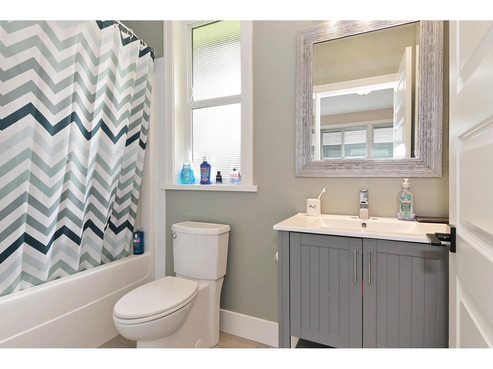 Photo 18 of 26393 64 Avenue, Langley BC