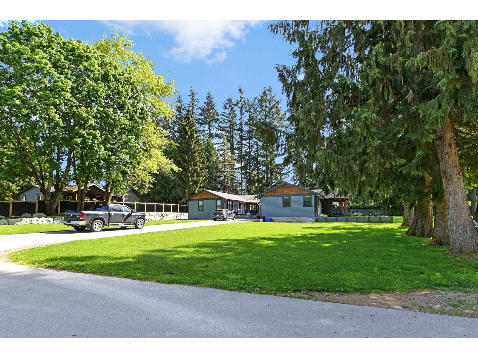 Photo 27 of 26393 64 Avenue, Langley BC