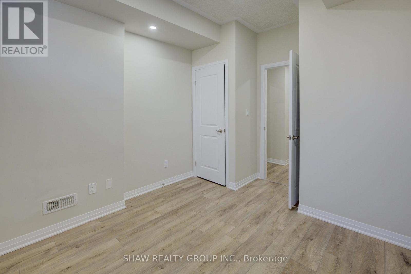 Photo 19 of A 1 25 Isherwood Avenue, Cambridge ON