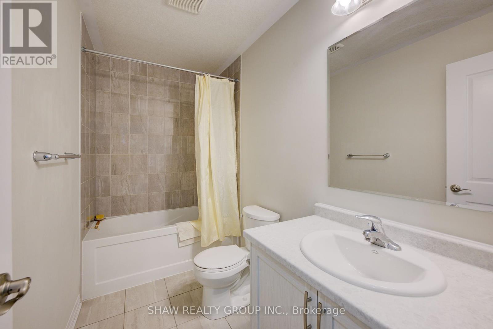 Photo 18 of A 1 25 Isherwood Avenue, Cambridge ON