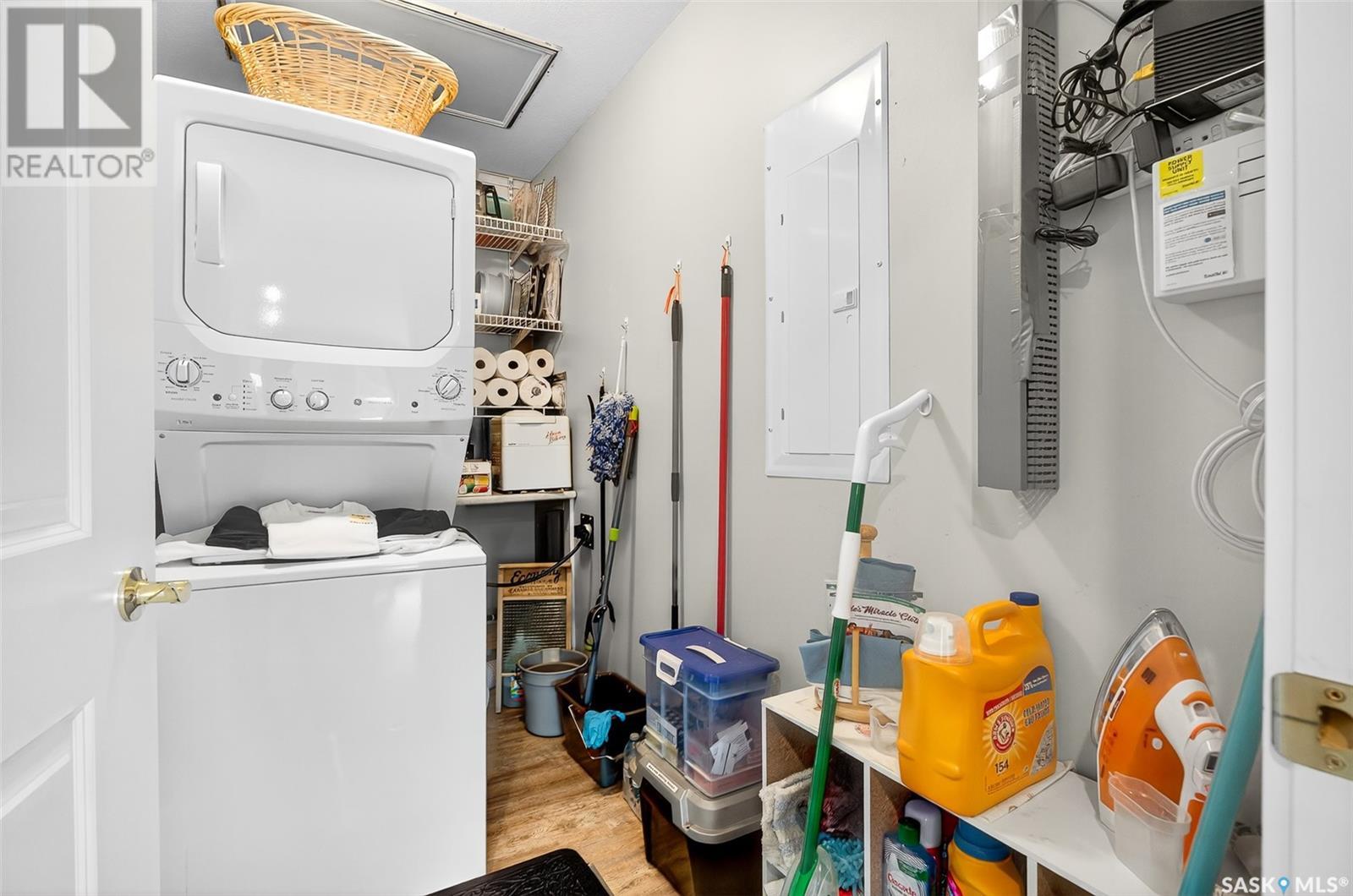 Photo 35 of A B 125 2nd Avenue Ne, Moose Jaw SK