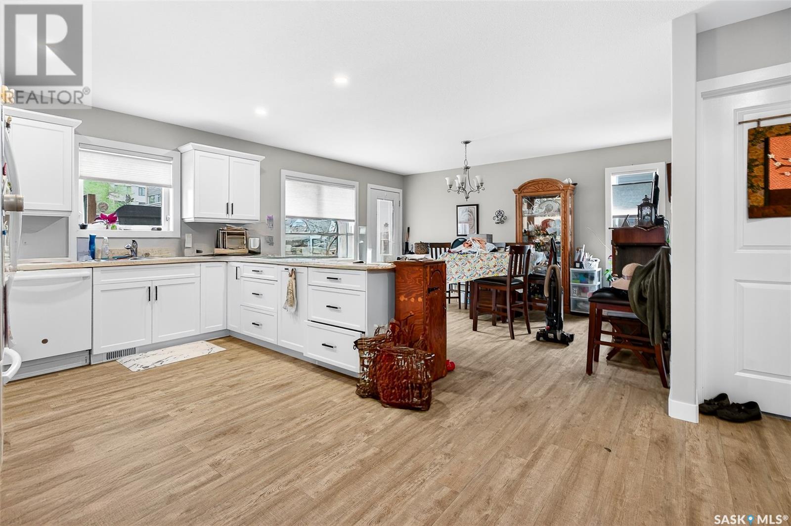 Photo 19 of A B 125 2nd Avenue Ne, Moose Jaw SK