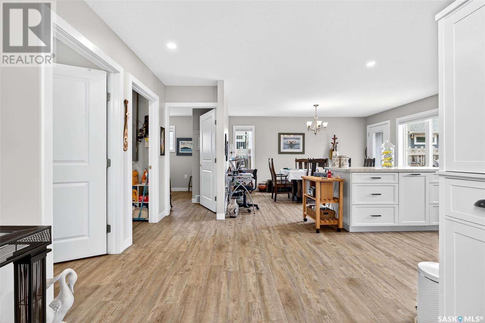 Photo 38 of A B 125 2nd Avenue Ne, Moose Jaw SK