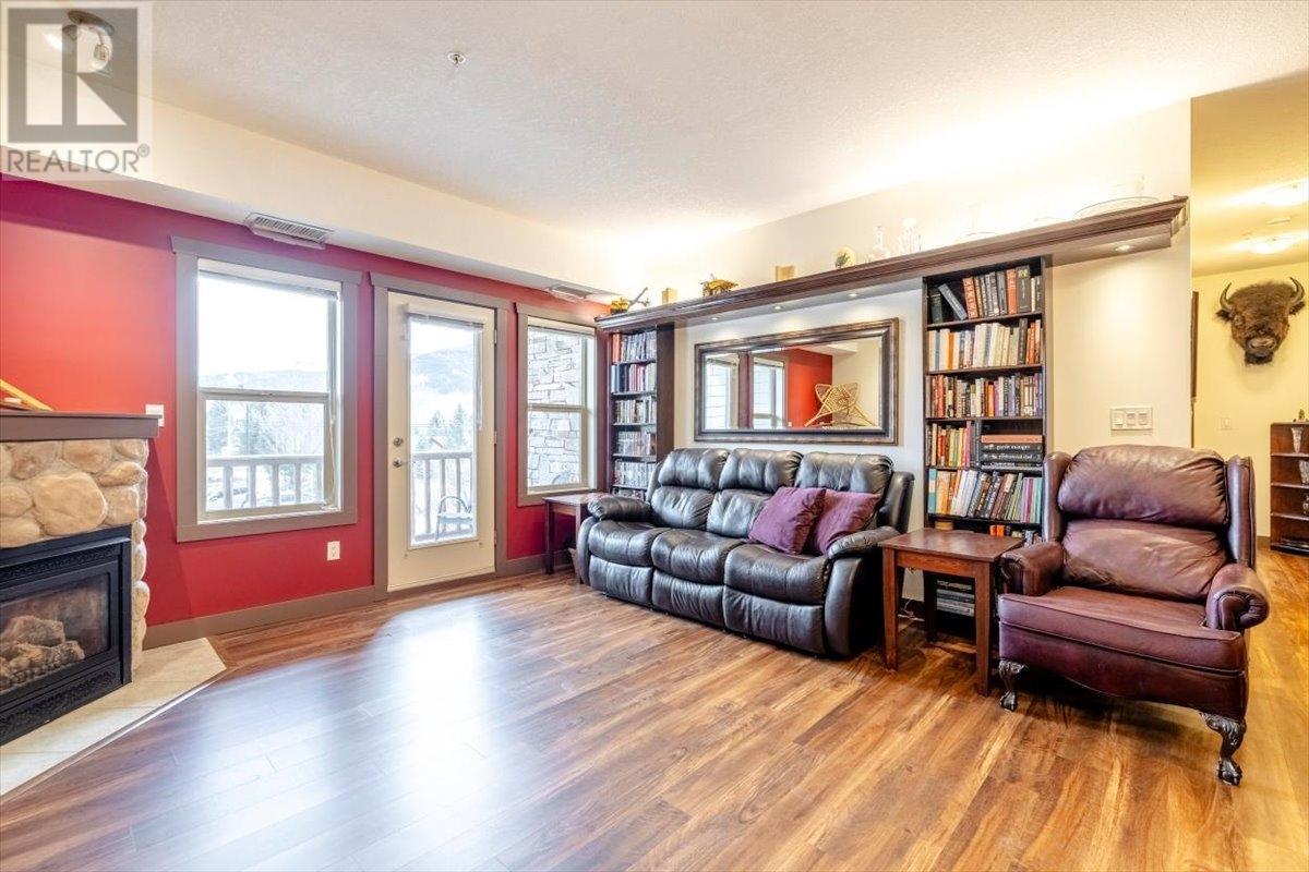 1500 MCDONALD Avenue Unit# 201, Fernie