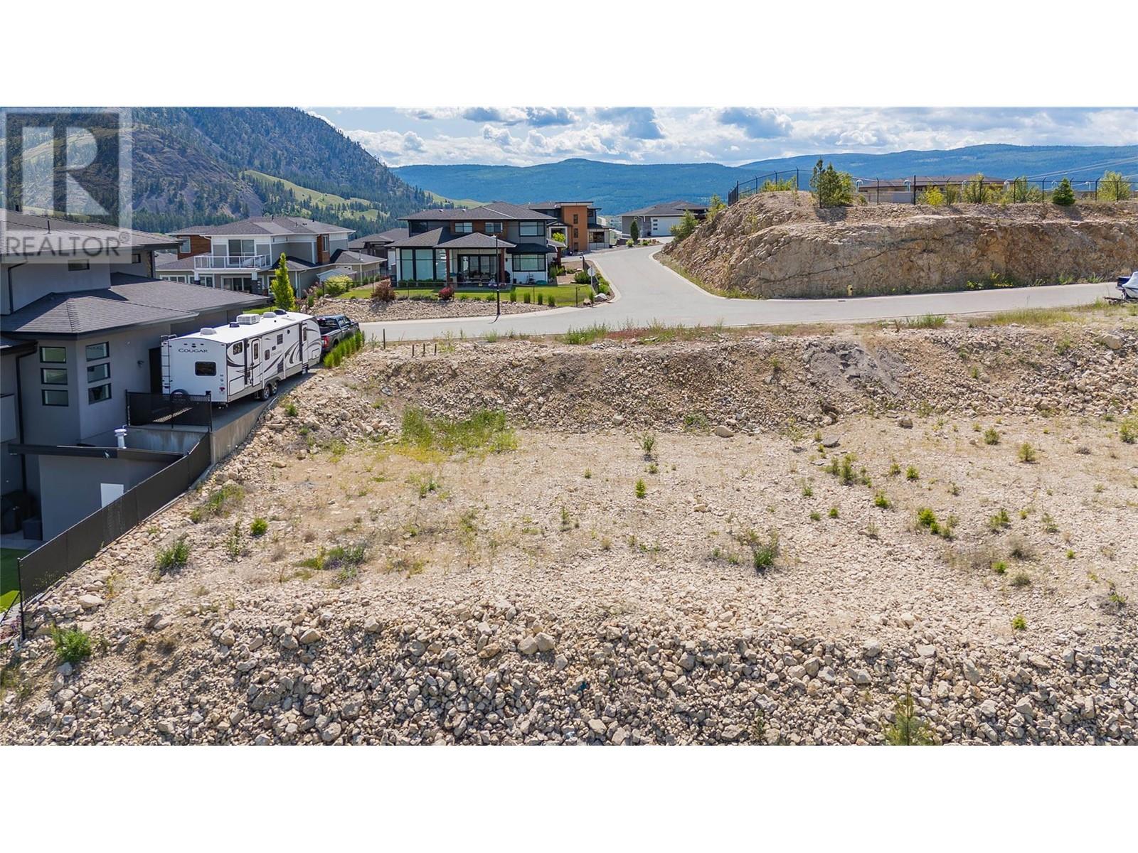  1726 Carnegie Street, Kelowna