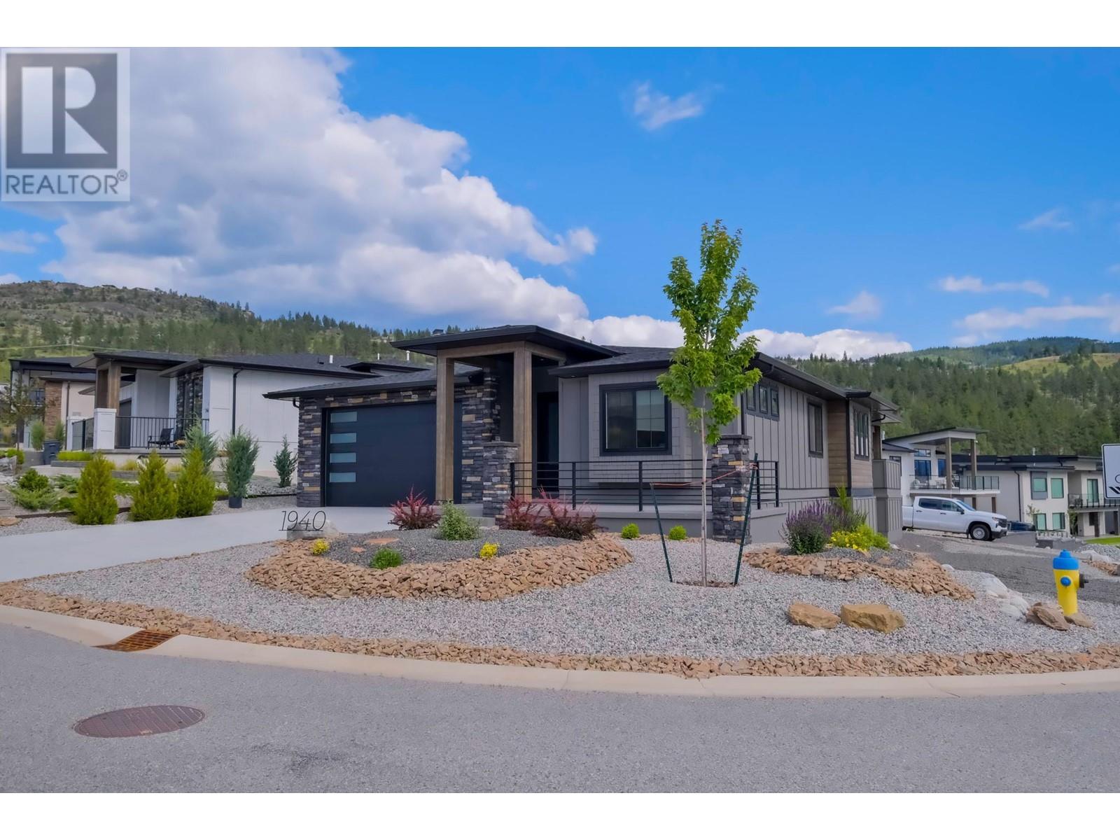 1940 HARRIS Drive, Penticton