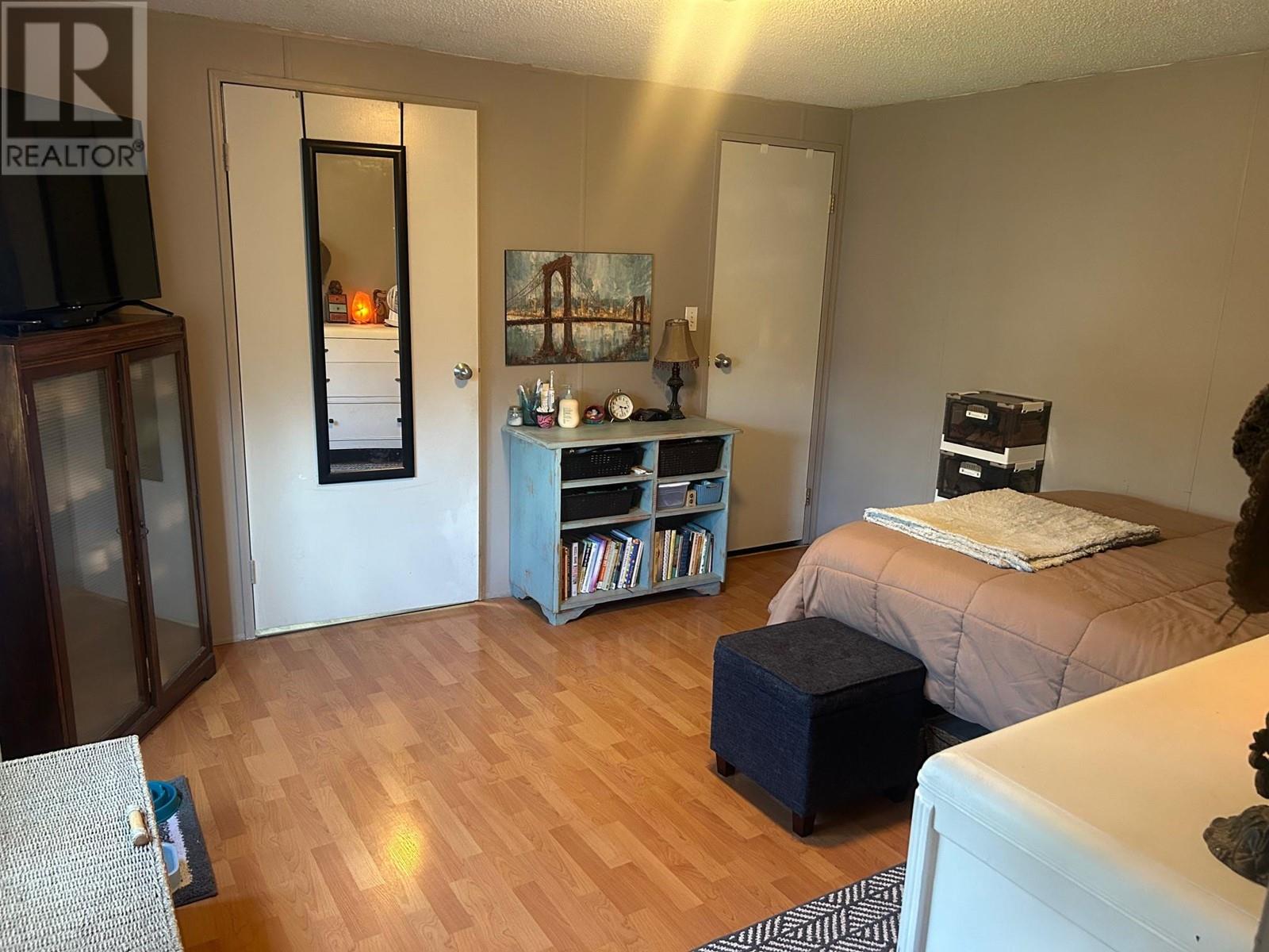 #22 6688 Tronson Road - 16