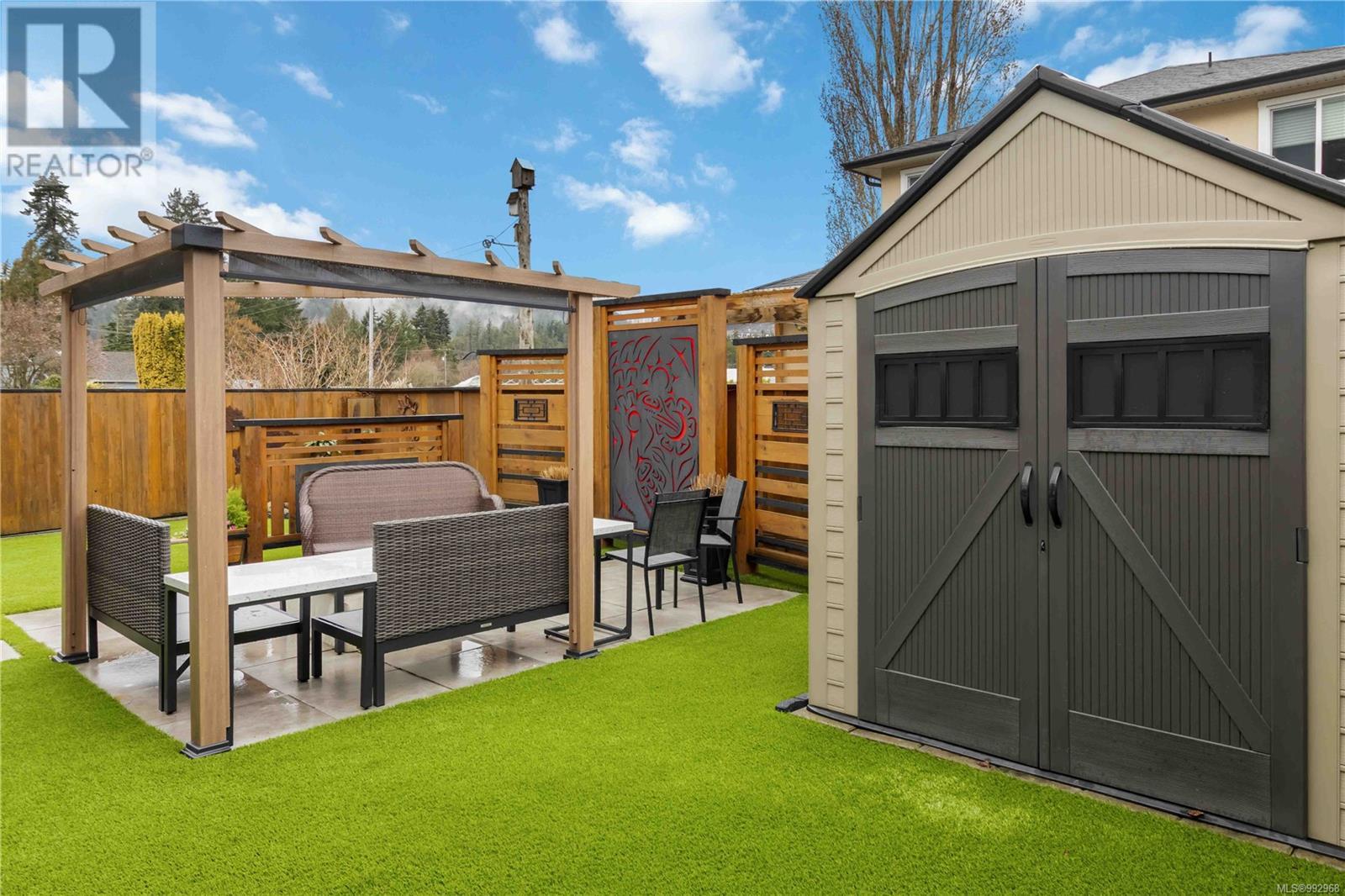 3499 Luxton Rd, Langford real estate listing 992968