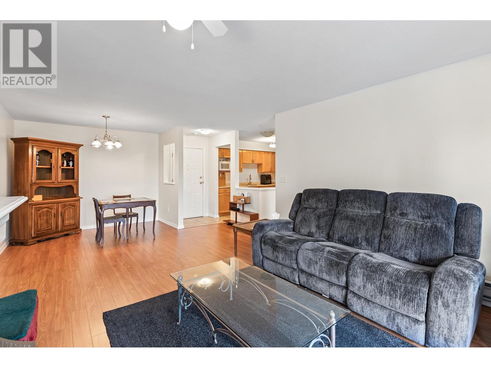 205 2083 COQUITLAM AVENUE, Port Coquitlam