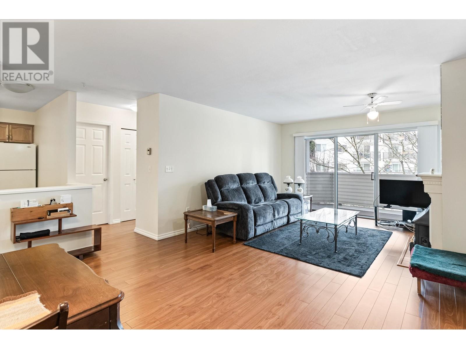 205 2083 COQUITLAM AVENUE, Port Coquitlam