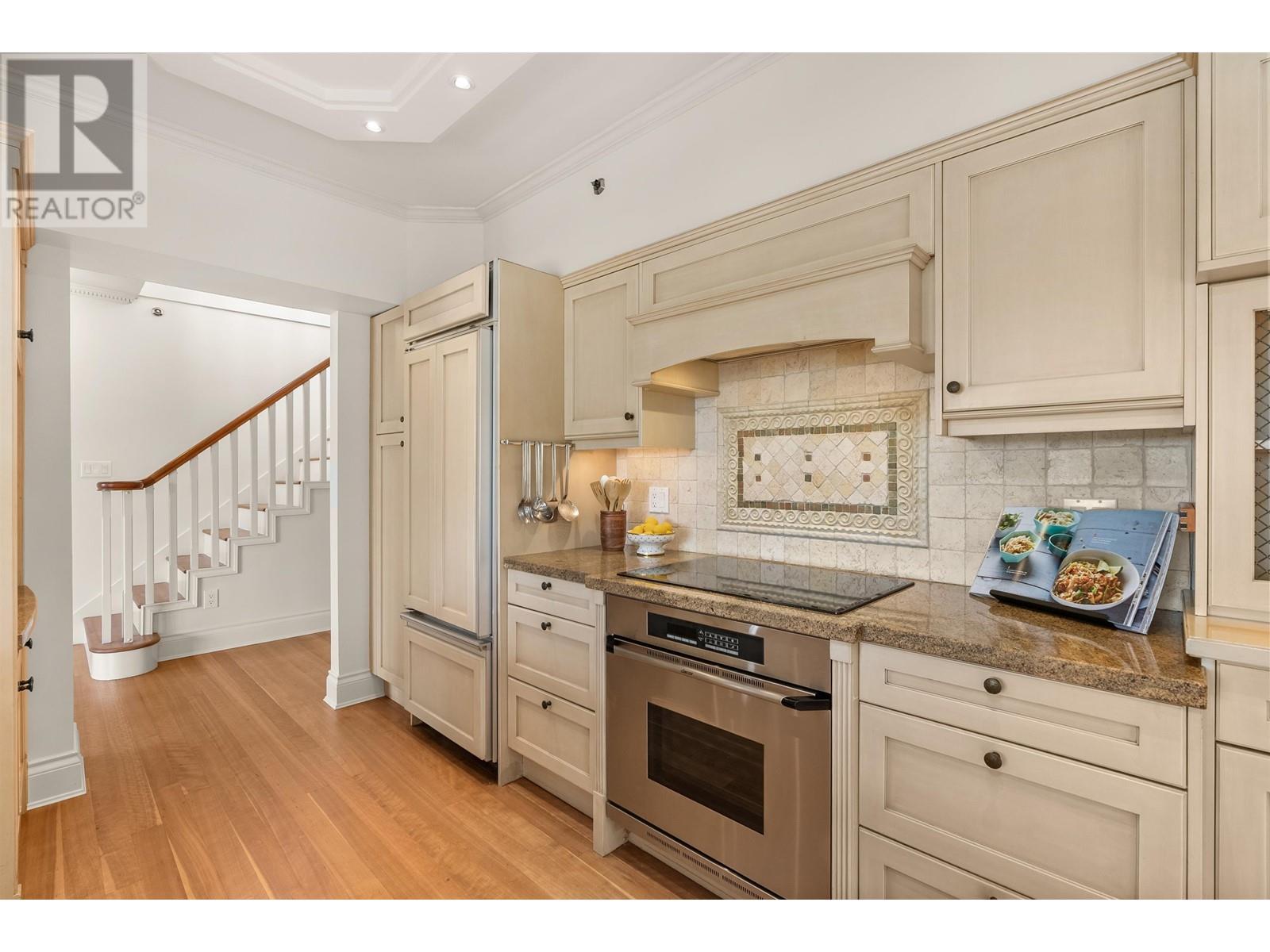 Photo 27 of 307 1311 Beach Avenue, Vancouver BC